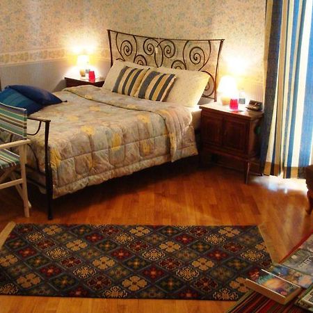 Bed and Breakfast Il Melograno Borgo San Dalmazzo Zimmer foto